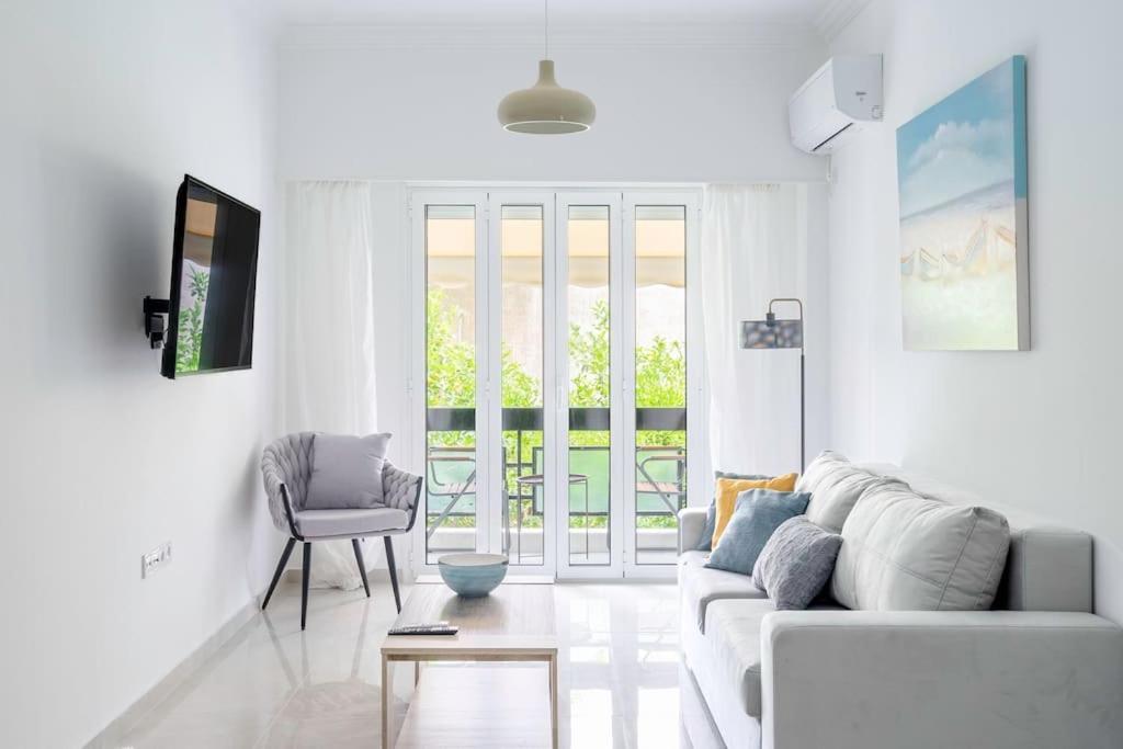 Alimos Sun-Filled Apartment Athen Eksteriør billede
